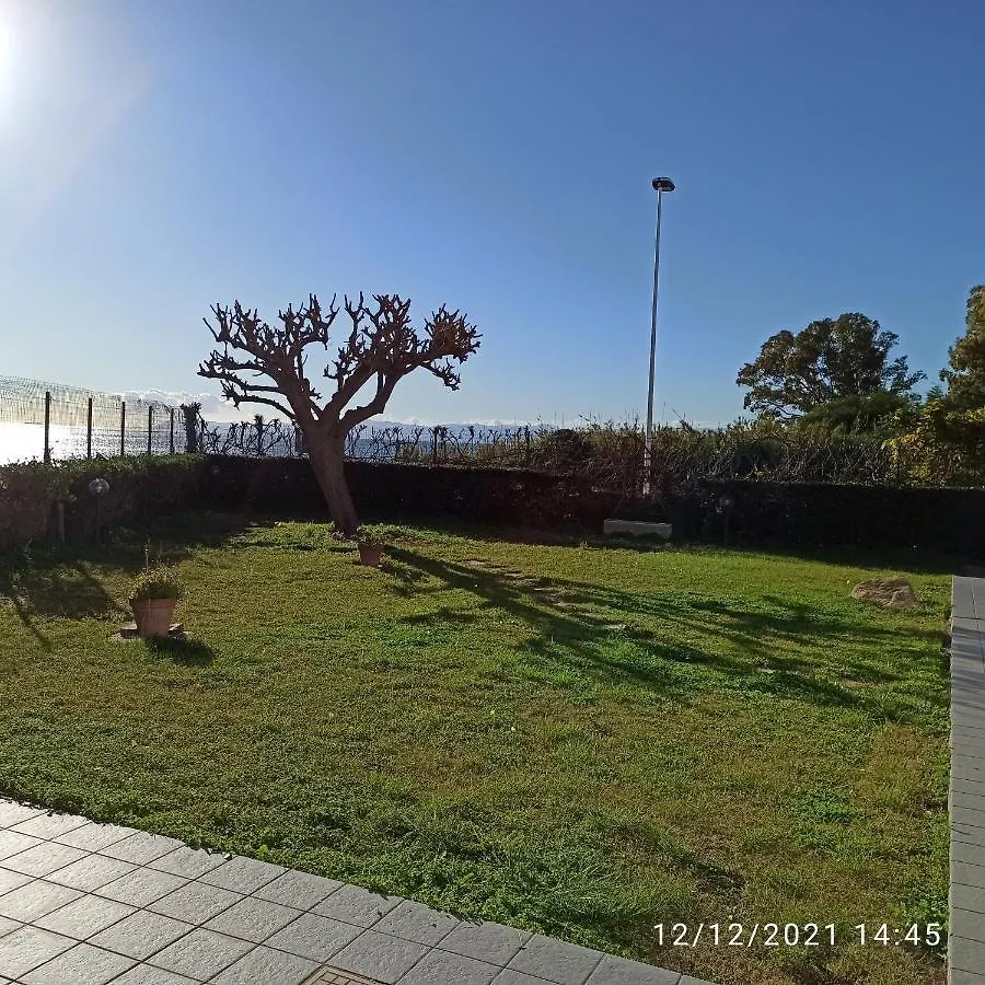 Villa Sul Mare Con Piscina Capitana